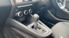 Renault Clio 1.6 E-TECH Hybrid 140 Iconic 5dr Auto Hybrid Hatchback